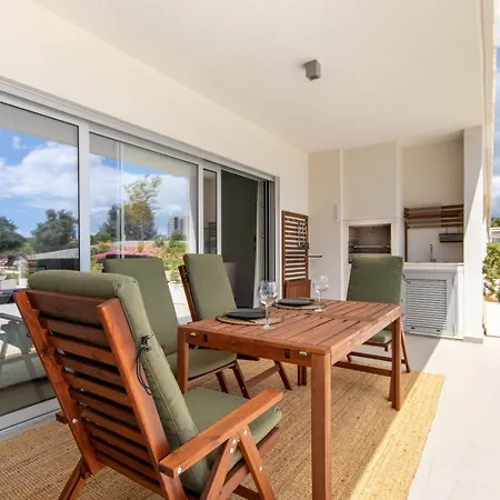 The Concierge - Amazing Pool & Sunshine Apartment Albufeira