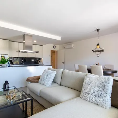 Apartment The Concierge - Amazing Pool & Sunshine *