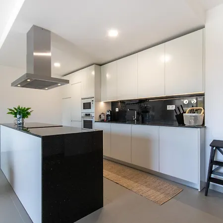 Apartmán The Concierge - Amazing Pool & Sunshine